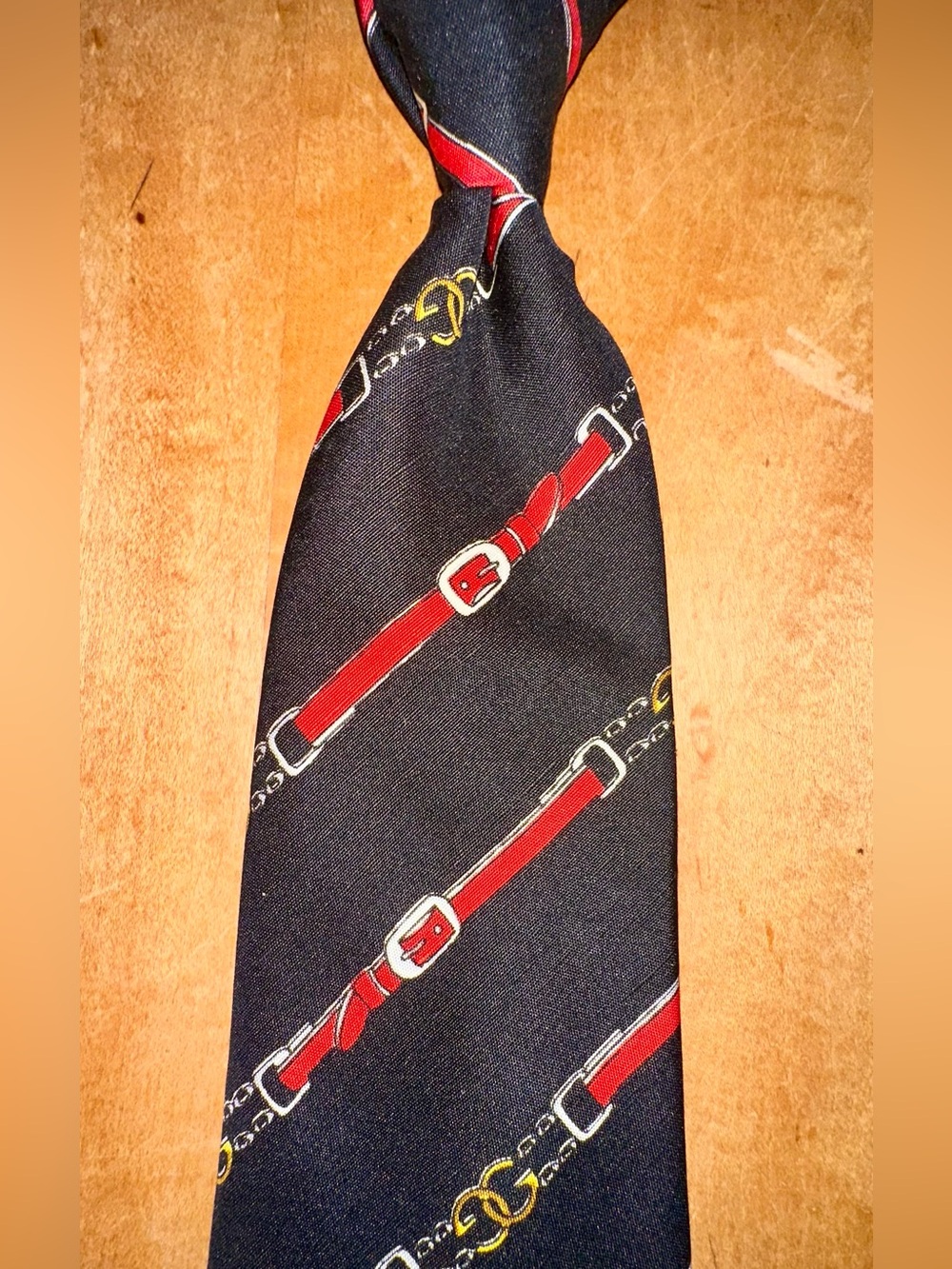 Iconic GUCCI GG tie horsebit classic black like new